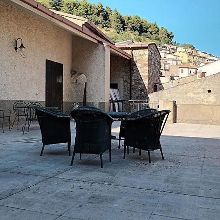 Bed and Breakfast Antica Dimora Palazzo Rovitti à Cerchiara di Calabria Extérieur photo