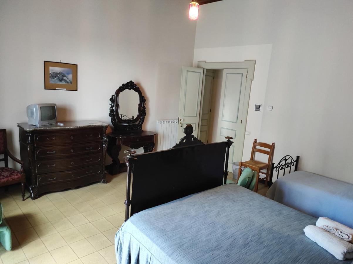 Bed and Breakfast Antica Dimora Palazzo Rovitti à Cerchiara di Calabria Extérieur photo